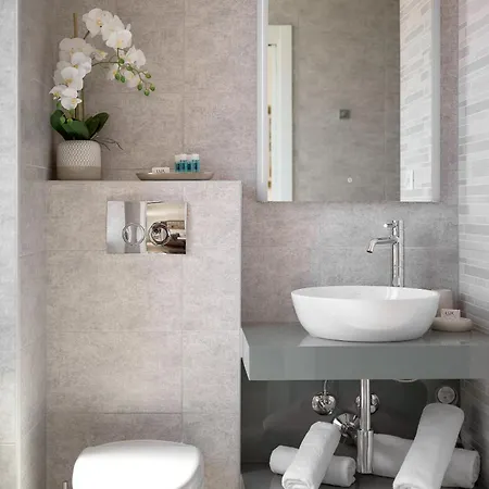 Apartamento 81 *