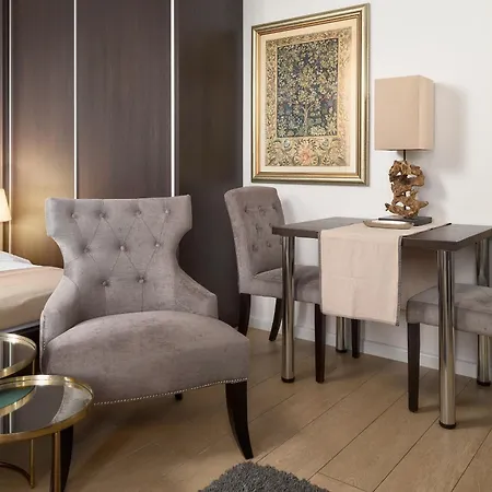 Apartment 81 Split