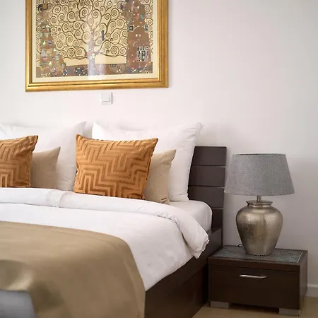 Apartment 81 Split